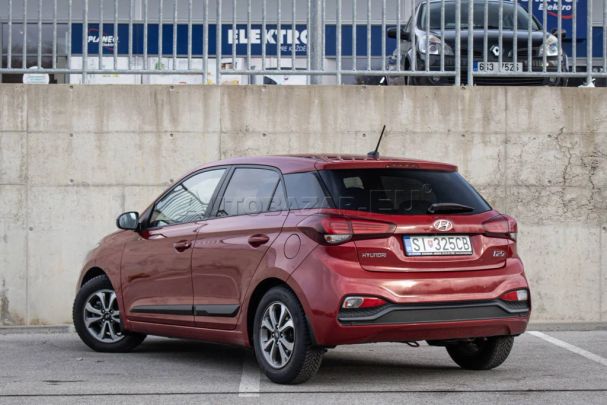 Hyundai i20 1.2 Style 62 kW image number 6