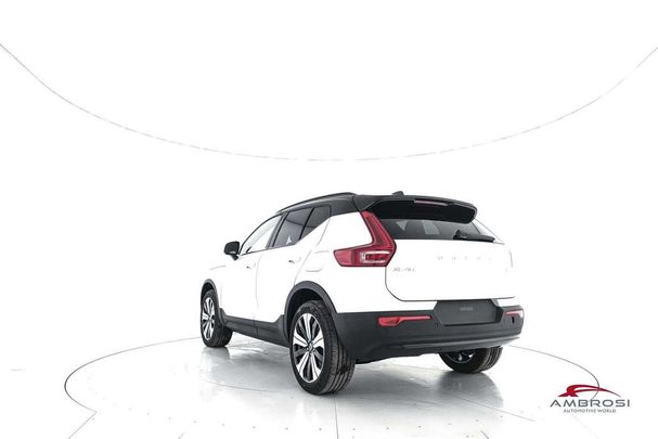 Volvo XC40 Plus 300 kW image number 4