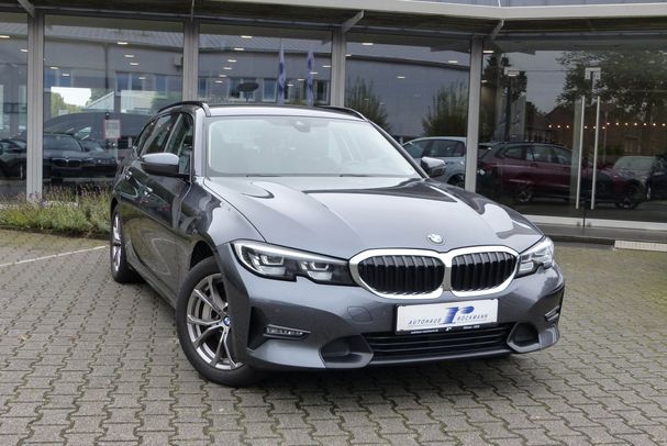 BMW 330i Touring 190 kW image number 2