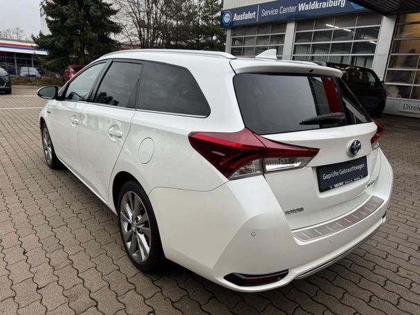 Toyota Auris Touring Sports 1.8 Hybrid 100 kW image number 11