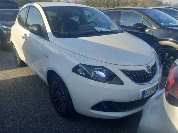 Lancia Ypsilon 51 kW image number 2