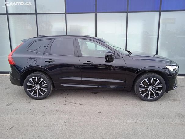 Volvo XC60 B4 AWD Plus 145 kW image number 3