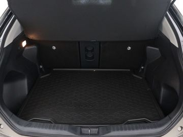 Car image 36