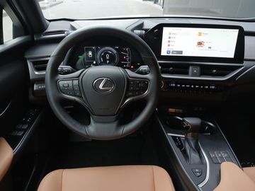 Car image 14