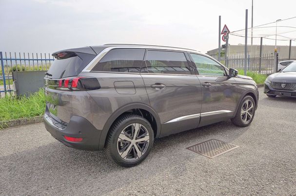 Peugeot 5008 BlueHDi EAT8 Allure 96 kW image number 3