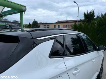 Car image 40