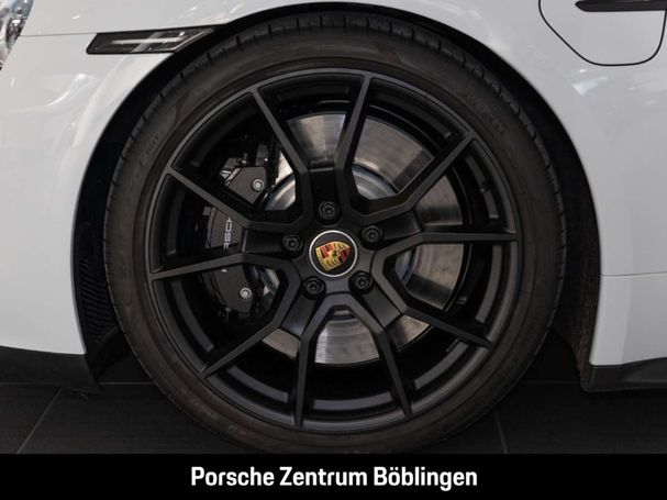 Porsche Taycan GTS 440 kW image number 6