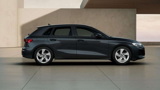 Audi A3 30 TFSI S tronic Sportback Advanced 85 kW image number 2