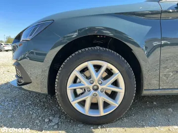 Car image 31