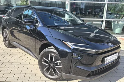 Car image 2