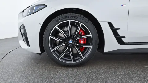 Car image 28