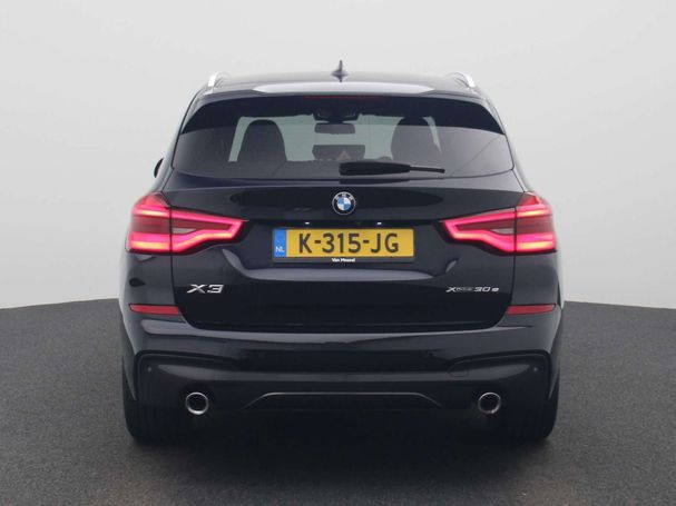 BMW X3 xDrive30e M 215 kW image number 3