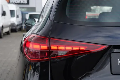 Car image 29