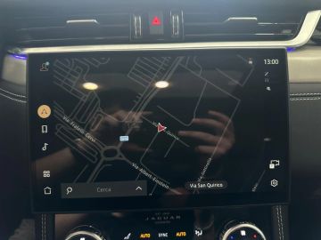 Car image 32