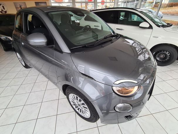 Fiat 500 e Action 70 kW image number 2