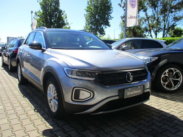 Volkswagen T-Roc 2.0 TDI SCR Life 85 kW image number 2