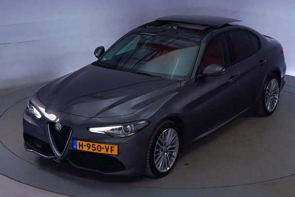 Alfa Romeo Giulia 2.0 Veloce 206 kW image number 15