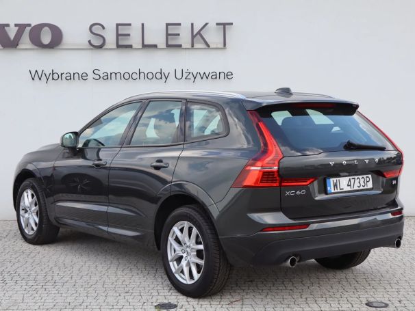 Volvo XC60 T4 Momentum 140 kW image number 5