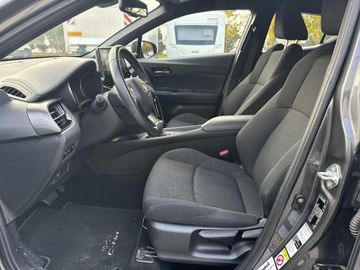 Car image 11