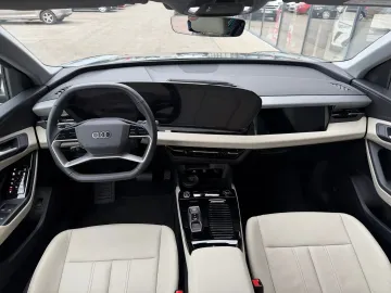 Car image 35
