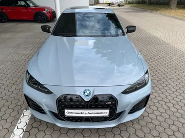 Car image 40