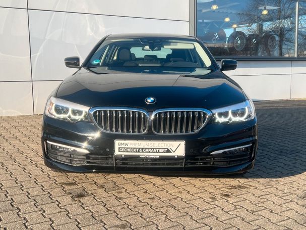 BMW 530d Touring 195 kW image number 2