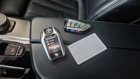 Car image 38