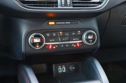 Car image 36