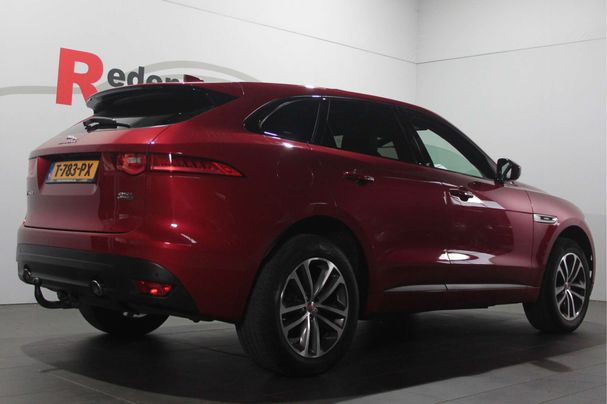 Jaguar F-Pace 25t AWD Portfolio 185 kW image number 3