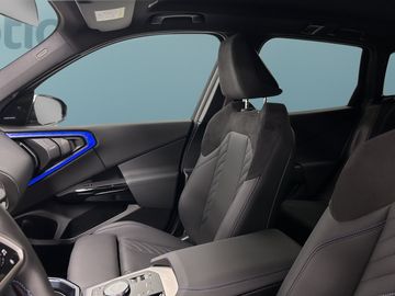 Car image 35