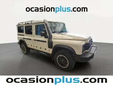 Car image 4