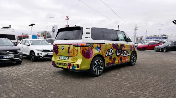 Volkswagen ID. Buzz Pro 150 kW image number 10