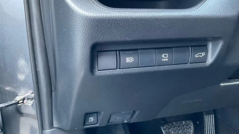 Car image 37