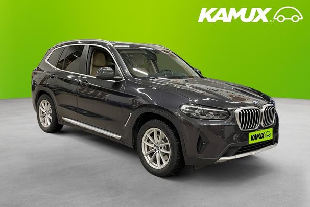 BMW X3 xDrive30e 215 kW image number 1