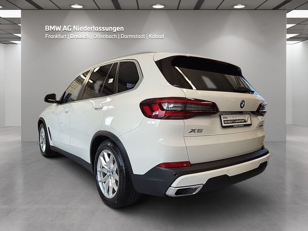 BMW X5 45e xDrive 290 kW image number 4