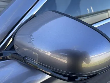 Car image 35