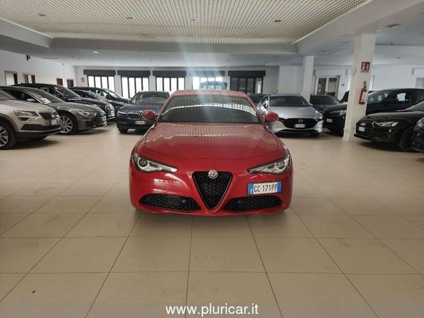 Alfa Romeo Giulia 2.2 AT8 140 kW image number 17