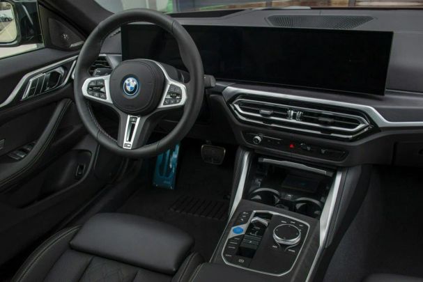 BMW i4 M50 400 kW image number 17