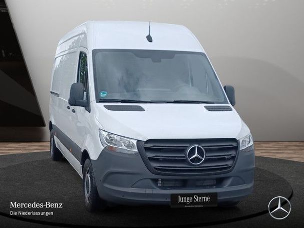 Mercedes-Benz Sprinter 215 CDI 110 kW image number 4