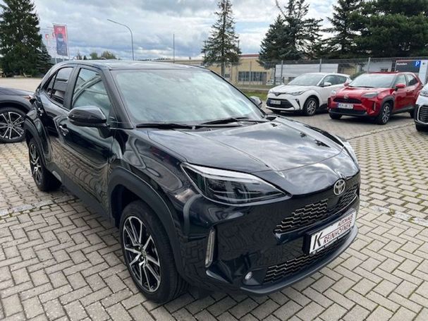 Toyota Yaris Cross 1.5 Hybrid GR SPORT 85 kW image number 2