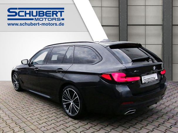 BMW 520d Touring xDrive 140 kW image number 4