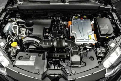Car image 24
