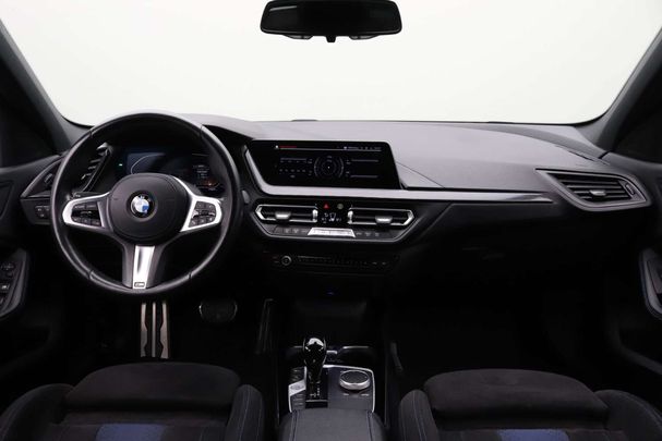 BMW 118i 100 kW image number 22