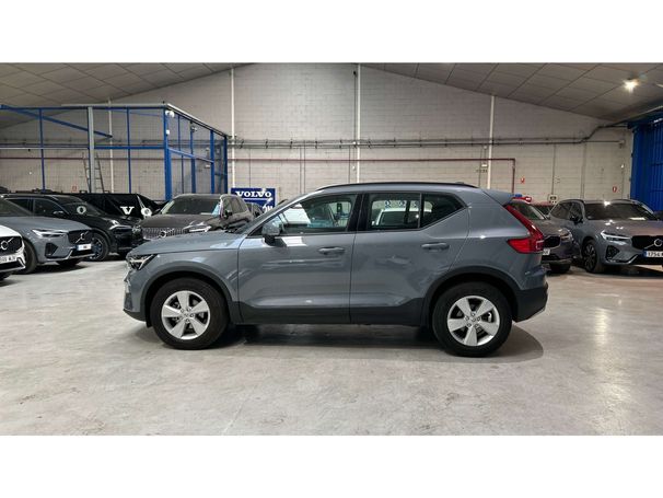 Volvo XC40 T2 Essential 95 kW image number 30