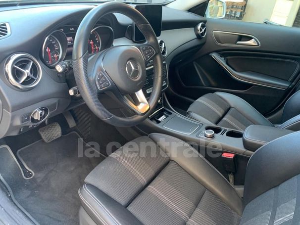 Mercedes-Benz GLA 180 7G-DCT 90 kW image number 22