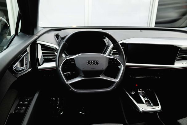 Audi Q4 40 e-tron S-line 150 kW image number 16