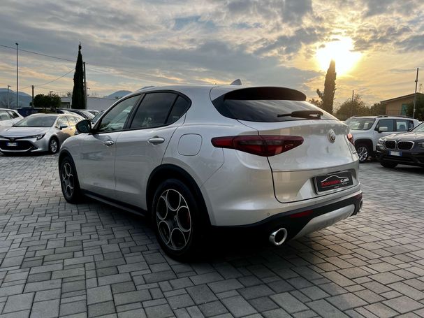 Alfa Romeo Stelvio 2.2 118 kW image number 4