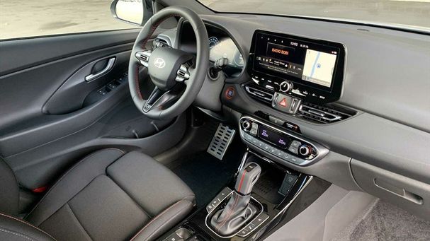 Hyundai i30 T-GDI DCT N-Line 103 kW image number 4