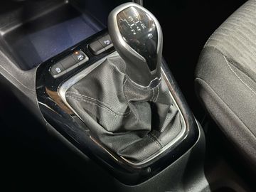 Car image 36