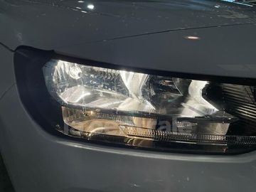 Car image 37